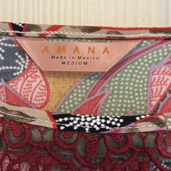 Amana Boho Blouse M Lace Neck Ruffle Sleeve Raised Print Made in Mexico - Picture 2 of 7